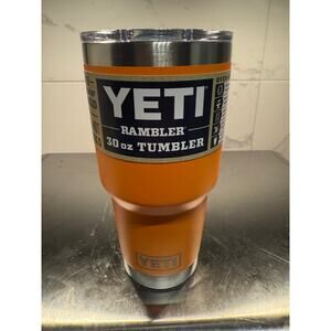NWT YETI Rambler 30 oz Tumbler with MagSlider Lid – King Crab Orange